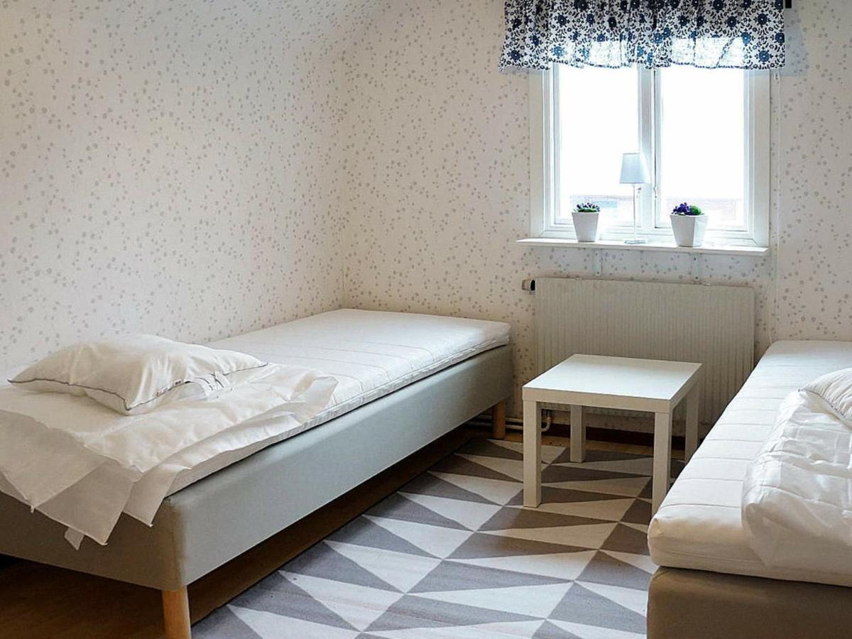 Five-Bedroom Holiday Home In Hova 2 Berga  Room photo